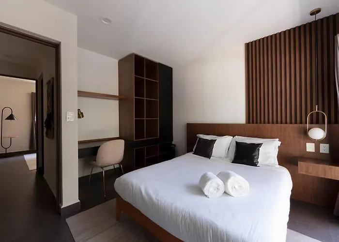 Apartment Tn-colonia Roma Ideal 4 Personas, Con 2 Recamaras Y Cerca De Todo! Mexico City