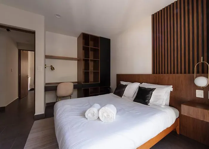 Apartment Tn-colonia Roma Ideal 4 Personas, Con 2 Recamaras Y Cerca De Todo! *